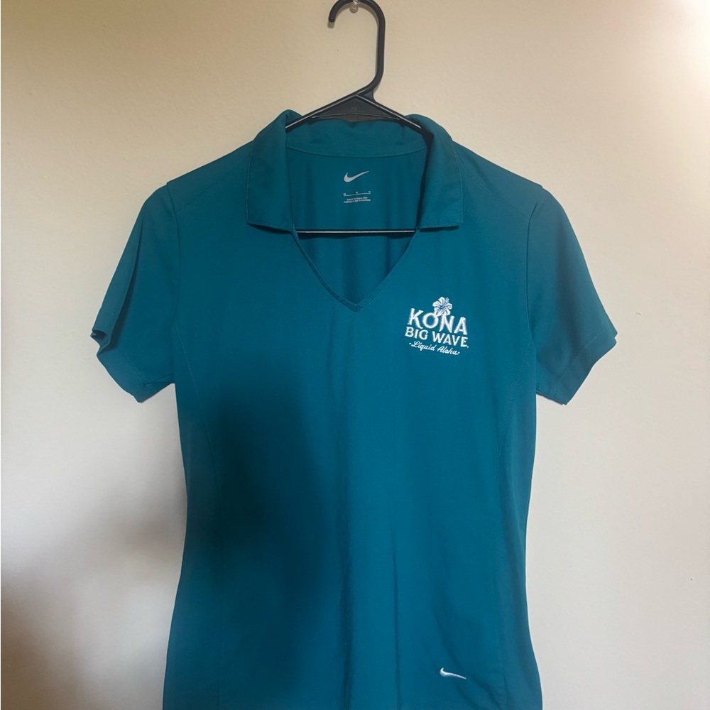 Nike Kona big wave Women's Teal V-Neck Tee
